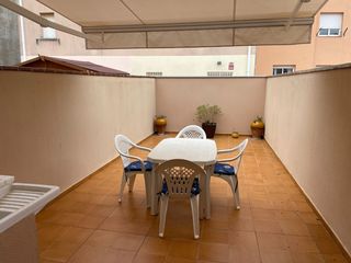 Rent Apartment in Artur mundet 50. Alquiler  de temporada apartamento + parking + trastero
