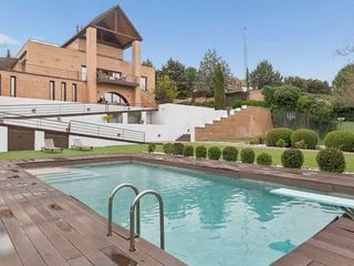 Chalet en Camino real 1. Exclusivo chalet de reconocido arquitecto en molino de la hoz –