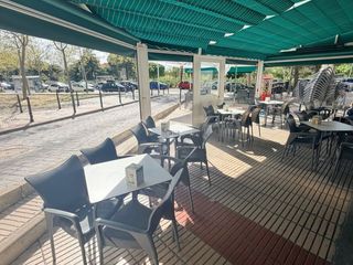 Geschäftsraum in Avenida de nuevo versalles 203. Restaurante en pleno funcionamiento