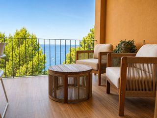 Apartament a Carrer de la perica 80. Apartamento con vistas al mar en tamariu