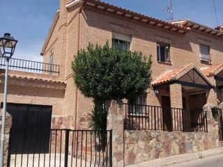 Xalet a Ancha  1. Chalet con piscina