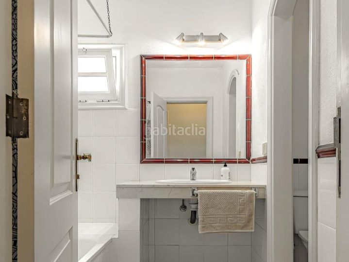 Foto 9a6a68f4-250d-4c2e-934a-47b69567a2ad. Rent flat in baleares 16 in Torviscas Centro y Alto Adeje