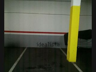 Parking coche en Carrer d'ercilla 24. Plaza de parking en venta