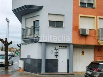 Foto d1c30b61-dd11-4935-a017-244a259d302f. Casa en calle de murillo 32 preciosa casa esquinera en Moncofa