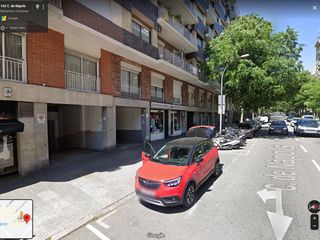 Lloguer Aparcament cotxe a Nàpols 165-171. Pàrking p-2 puerta automatica coche+moto
