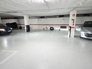 Aparcament cotxe a Rambla de l'onze de setembre 61. Parking en rambla onze de setembre