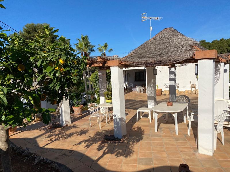 Foto 1dc7a7a4-140f-4824-b774-28c36419d44d. Alquiler chalet en calle puerto lumbreras 2 a 400 metros de la playa del portet, puede ir dando un paseo en Moraira