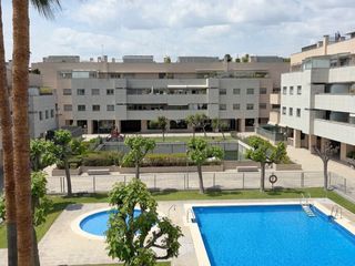 Piso en Camp del turia  16. Piso en urbanización de lujo con 3 dormitorios y 2 plazas de gar