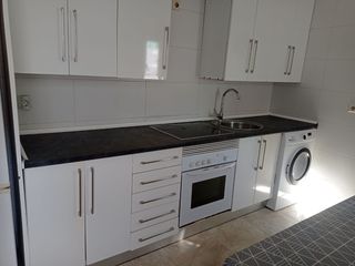 Planta baja en Teniente ochoa olalla  10. Planta baja con patio de 50 m2