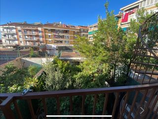 Dúplex a Lluis millet 18. Dúplex amb pati privat de 75 m², aparcament, ascensor i dues ent