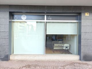 Miete Geschäftsraum in Avinguda guillem graell 6. Oficina gastos incluidos