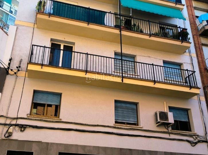 Foto 1c4ee6fa-6eaa-4350-a3c1-2d8338baec4d. Penthouse in rius i taulet 23 in Llefià Badalona