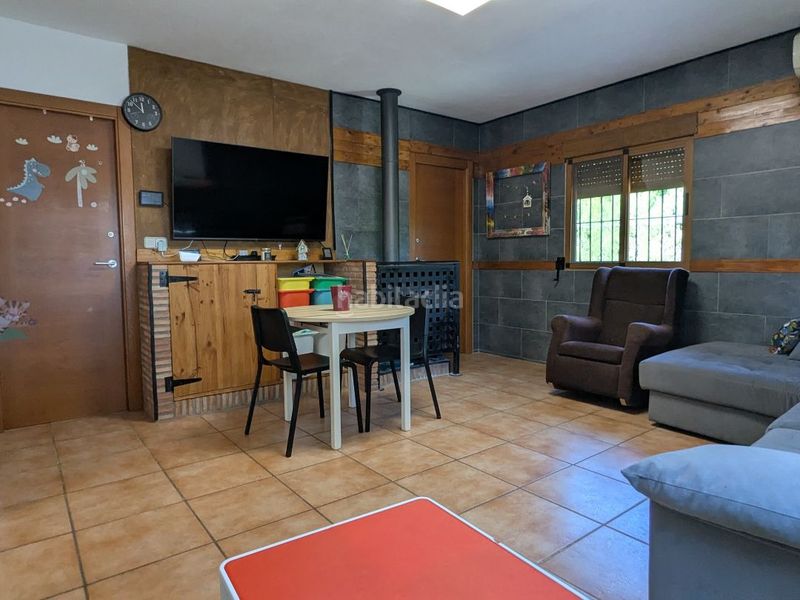 Foto ac7ca9bf-c6f2-4086-b1ef-6bff06dd0efd. Xalet a calle venezuela 3 a Los Pinares-La Masia Bétera