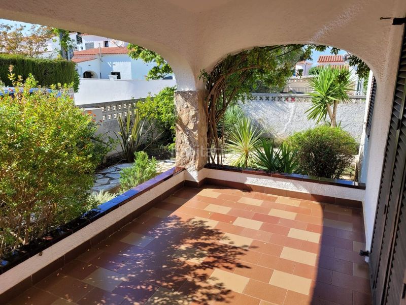 Foto 86b36fcd-8a8a-4204-a9f9-3f8852eb3df4. Casa a ventalló 15 a Riells Escala (L´)