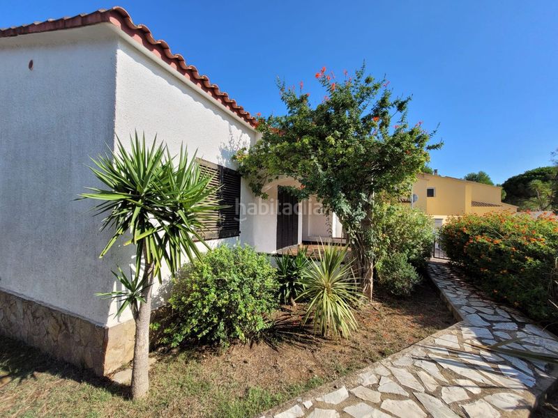Foto 9a20a6ac-8140-4e05-8226-fcbe6b3ce8b2. Casa a ventalló 15 a Riells Escala (L´)