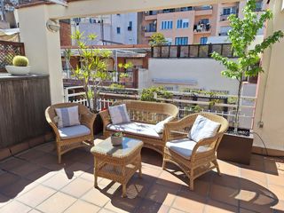 Ático en Carrer de varsòvia 61. Ático luminoso con gran terraza a nivel, en zona tranquila y bie
