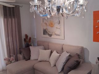 Piso en Avda mestral 3. Piso cala villajoyosa con piscina y pista tenis, jardines