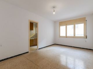Etagenwohnung in Carrer de bailèn 25. ¡oportunidad para crear la vivienda que siempre has querido!