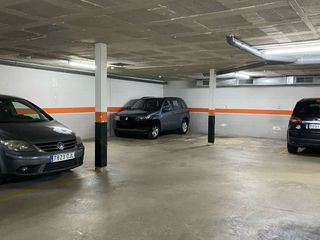 Posto auto in Antoni torrella 117. Pàrquing en venda