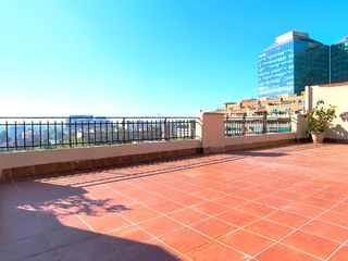 Àtic a Carrer dels alts forns 90. Atico en venta