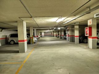 Miete Autoparkplatz in Avda. manuel de falla 22. Se alquila plaza de garaje en zona el arco logroño