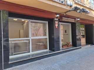 Transfer Business premise in Camí de la creu 14. Urge traspaso | panadería-pastelería equipada | centro sant cuga