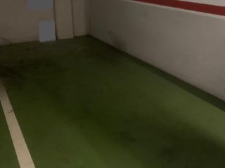 Rent Car parking in Av. de la constitucoó 42. Se alquila plaza de parking.