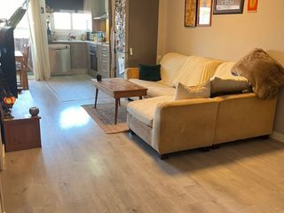 Piso en Barberà 40. Piso soleado de 3 habitaciones con terraza y balcón