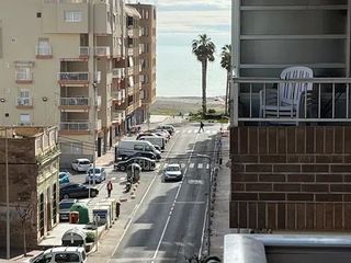 Affitto Appartamento in Cami del grau 27. Apartamento playa