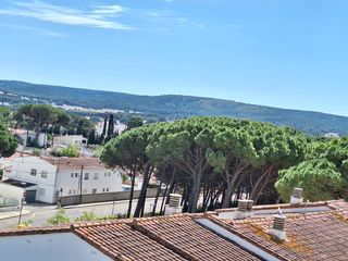 Penthouse in Lleida 35. Vendo estudio reformado con vistas a l'escala.