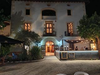 Umzug Geschäftsraum in Carretera de manlleu  km 2. Traspàs masia històrica rehabilitada · hotel rural i esdevenimen