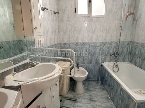 Foto 48fcf087-50dd-41ff-8ad7-5b45edc6217b. Apartment in avda. doctor gregorio marañón 31 in Torrevieja