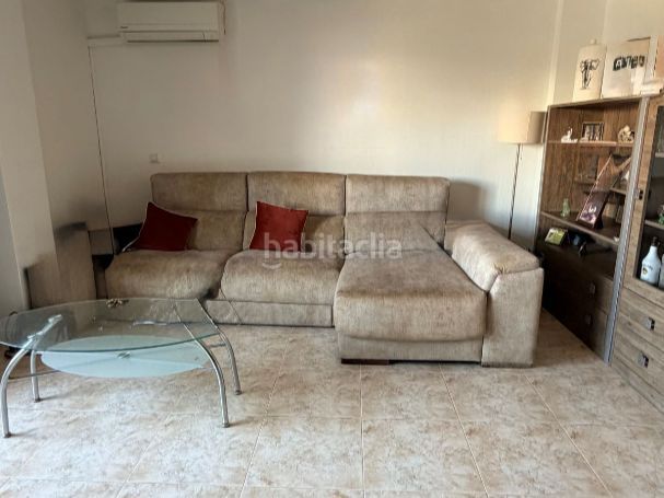 Foto a2ea2118-4586-4e07-8b1a-18bc0ad6798a. Apartment in avda. doctor gregorio marañón 31 in Torrevieja