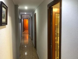 Flat in Avinguda sants patrons 18. Venta de piso en avenida sants patrons