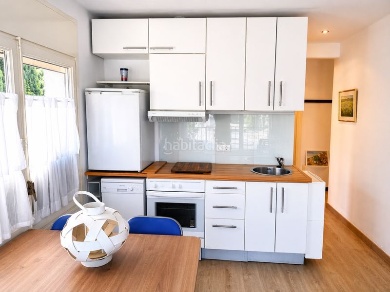 Foto 635d8bc1-7b6b-473e-9398-9b2a158b7a6f. Apartament a carrer la coma 2 a El Colomer - La Bateria - La Coma Llançà