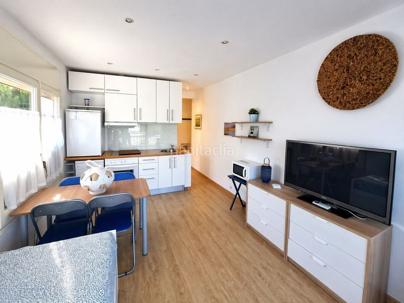 Foto 9a85d086-70cd-4402-a5f5-d799a4f70d1d. Apartament a carrer la coma 2 a El Colomer - La Bateria - La Coma Llançà