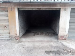 Aparcament cotxe a Vendrell 27. Garaje box