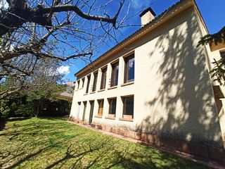 Chalet en Calle estudelles 15. Chalet en la coma