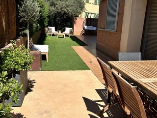 Planta baixa a Carrer valls 7. Apartamento con gran jardín privado a 200 metros del mar – marin