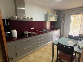 Casa adossada a Carrer santa teresina del nen jesús 23. Fantástica casa adosada de 3 plantas