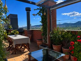 Penthouse in C/ maria tarrida 4. Ático dúplex con gran terraza y gran plaza de aparcamiento en un