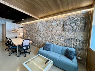 Miete Büro in Calle del dos de maig 28. Local a estrenar, luminoso y totalmente equipado con servicios i