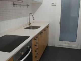 Piso en Josep tarradellas 60. Piso en josep tarredallas, barrio pere parres