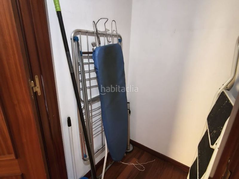 Foto 4d2cd42a-3fe9-4d77-8433-986db2abdeb8. Dúplex a plaza mahía 8 a Bertamirans Ames