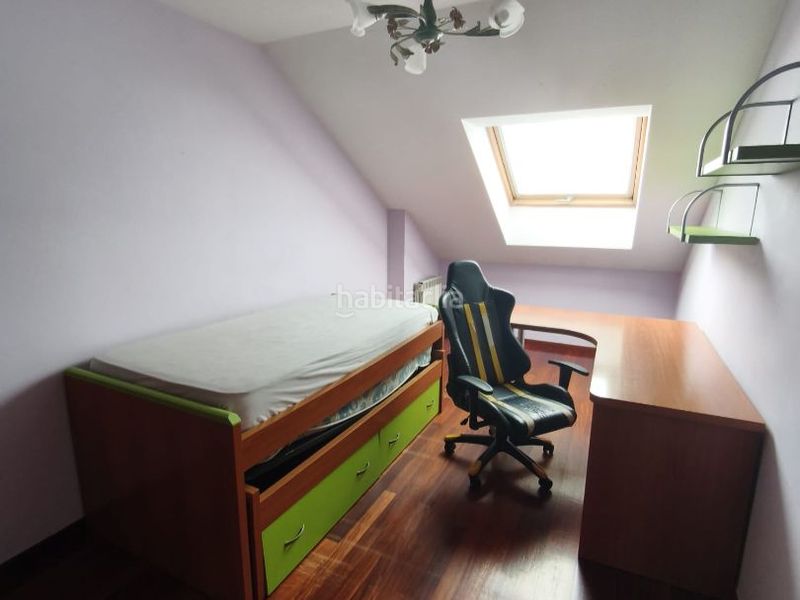 Foto b9ab558a-e599-4249-997f-230ef5a2c10b. Dúplex a plaza mahía 8 a Bertamirans Ames