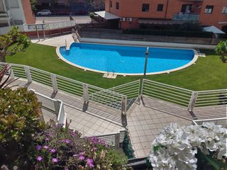 Apartment in Narcís macià domenech 30. Particular ven apartament a fenals-santa clotilde