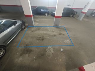 Autoparkplatz in General weyler 264. Plaza de parking en venda!