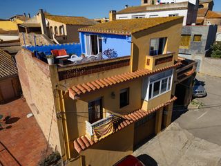 Maison à Carrer nou 6. Casa encantadora a albons