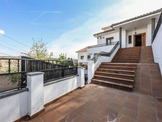 Xalet a Calle almendro 25. Chalet a gran precio