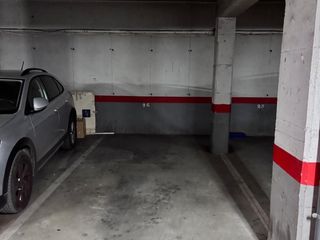 Autoparkplatz in Elies rogent, 34-36. Oportunida